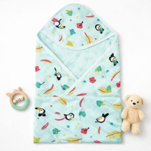 2 Layer Muslin Dye Printed Hooded Towel- Blue Toucan